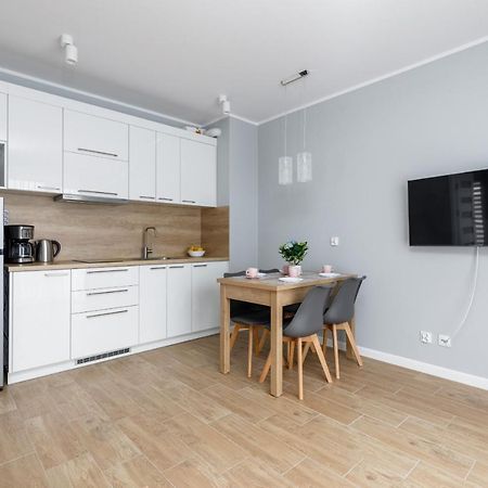 Apartment Rybacka With Parking&Balcony By Noclegi Renters Miedzywodzie Exterior photo