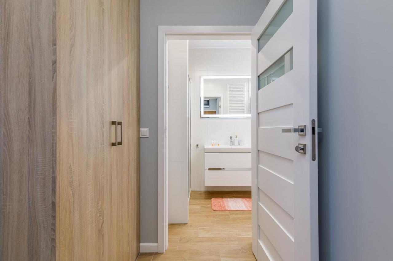 Apartment Rybacka With Parking&Balcony By Noclegi Renters Miedzywodzie Exterior photo
